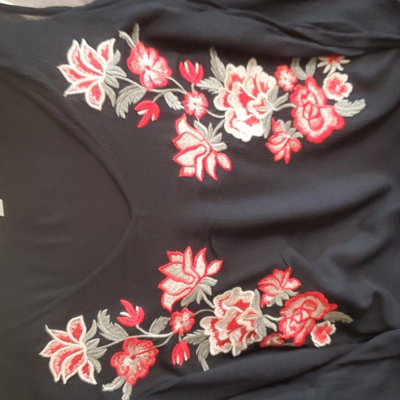 BY Together women's black embroidery top size M - Picture 11 of 15